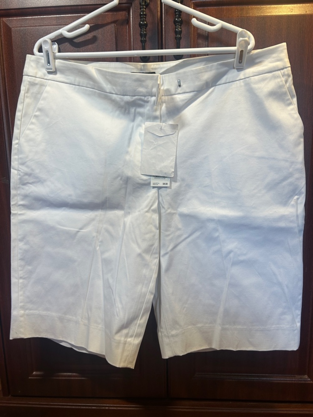 Jones New York Women's White Bermuda Shorts